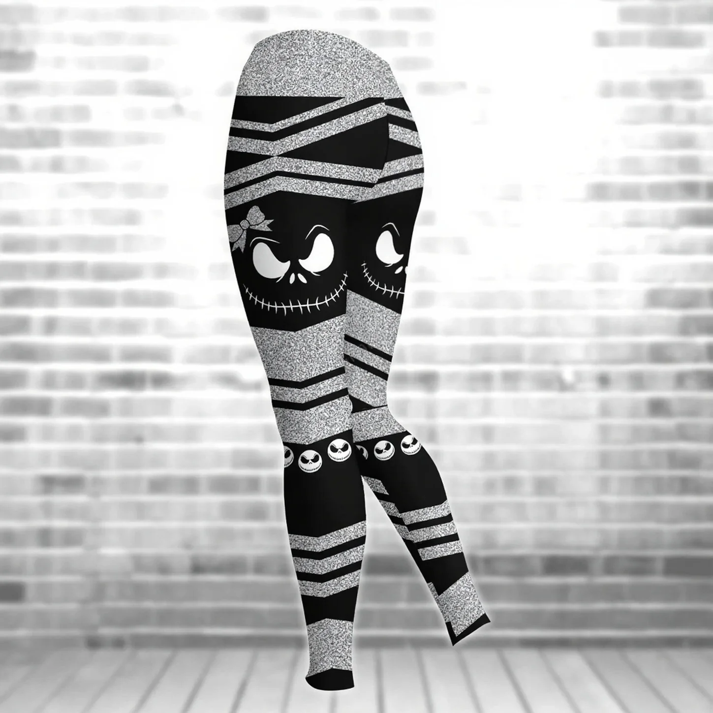 I'm A Nightmare Dressed As A Daydream (Ver 1) - Personalized Hoodie And Leggings - Halloween & Christmas Gift For Spooky Fan HH01 - Image 3