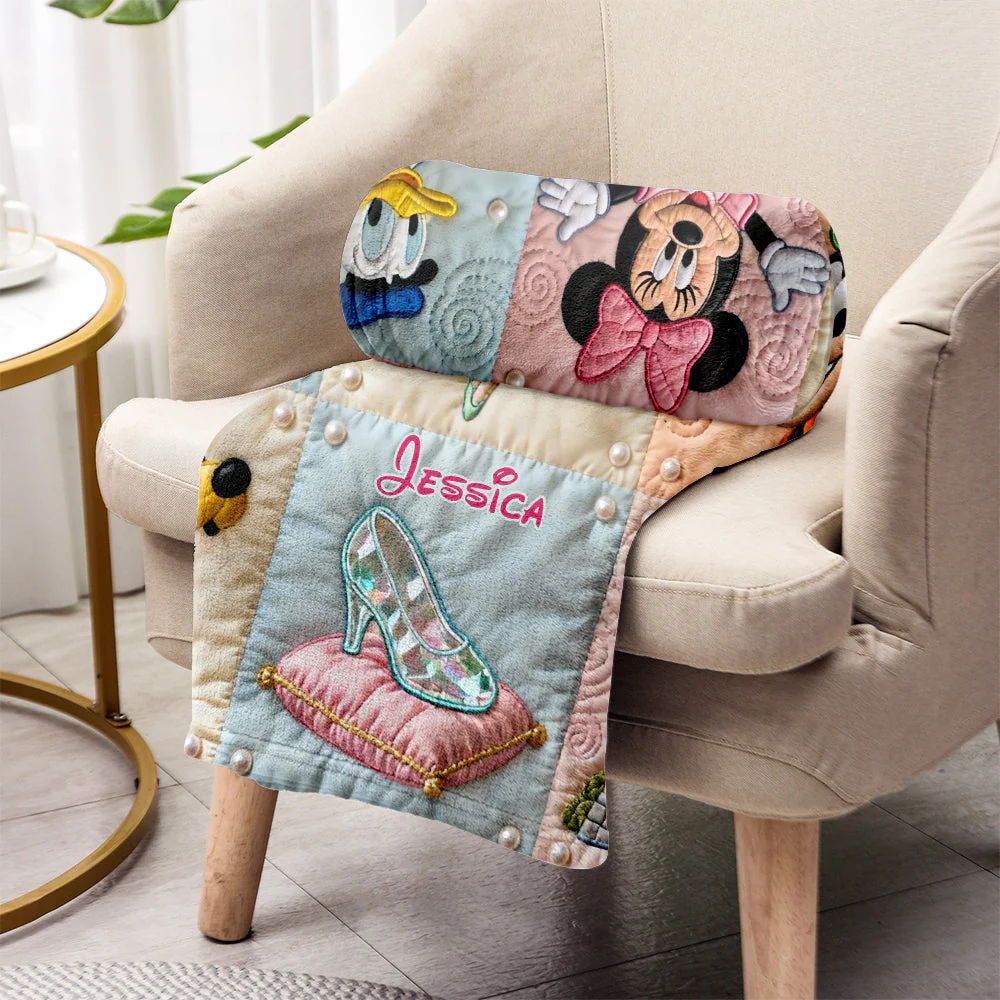 MkMo Magic Mouse - Personalized Blanket - Gift For Her, Daughter, Christmas HH01 - Image 3