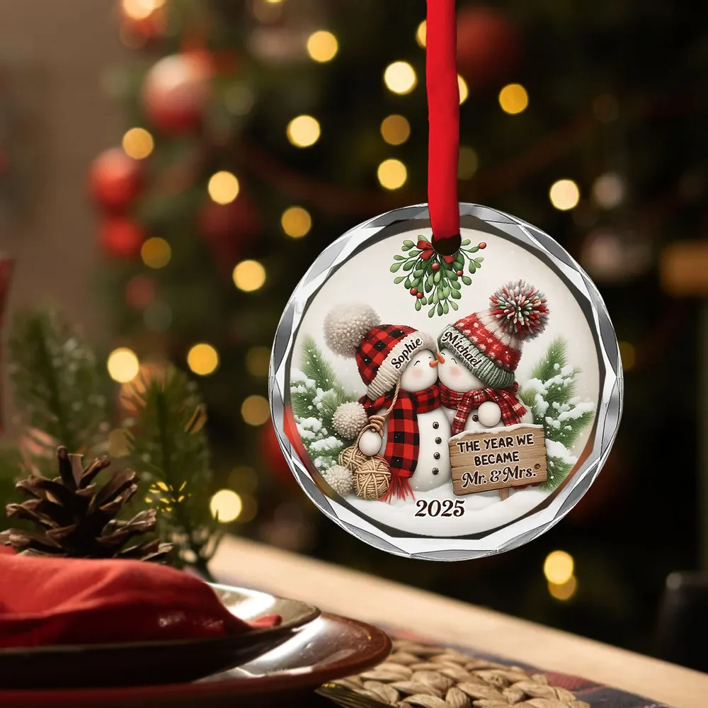 The Year We Became Mr & Mrs - Personalized Glass Ornament - Gift For Couple, Christmas, Wedding, Anniversary HH01 - Image 4